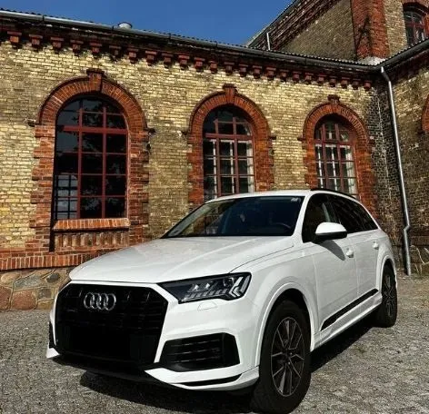 Audi Q7 50TDI Quattro Image 1